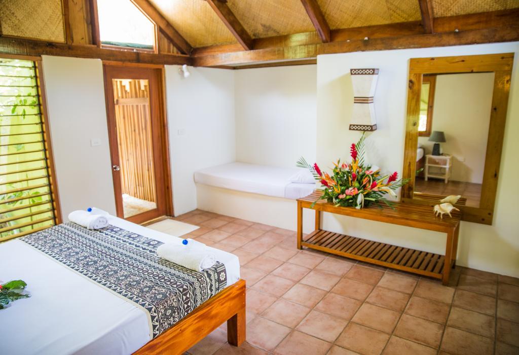 Beachouse Resort Namatakula Bilik gambar
